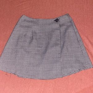 Rampage size 3 houndstooth miniskirt